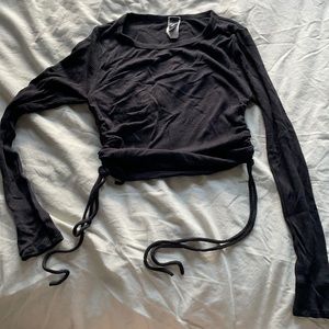 long sleeve black cropped tied shirt